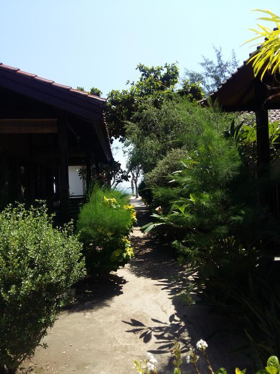 Yaya Bungalows Blue Coral Gili Meno Exterior foto