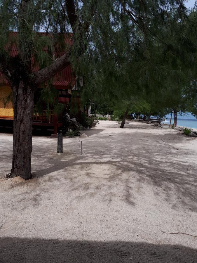 Yaya Bungalows Blue Coral Gili Meno Exterior foto